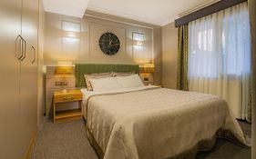 La Palace Exclusive Design